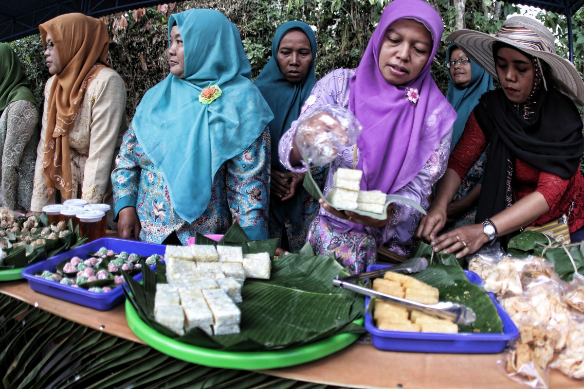 DESA PATEKEN TEMANGGUNG PENGHASIL MAKANAN TRADISIONAL SAWUT