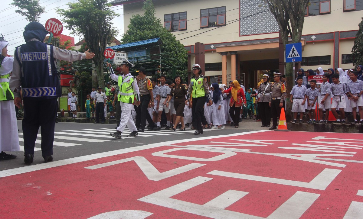 Latih Disiplin Lalu Lintas, Polres Temanggung Giatkan Petugas PKS Untuk Area ZoSS